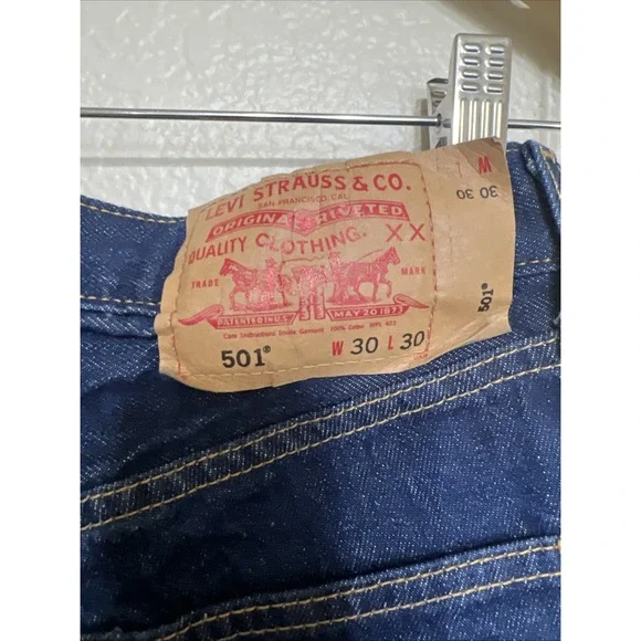Vintage Levi's 501  Jeans 30x30 Dark Wash Button Fly 2003 - Picture 6 of 16